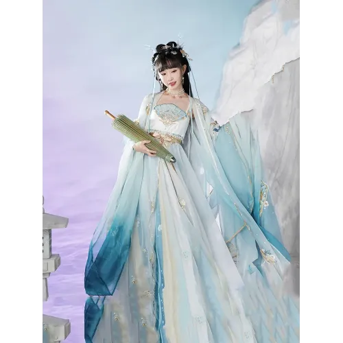 Gradient Double-Layer Wide-Sleeve Guofeng Skirt – King of Glory Collaboration