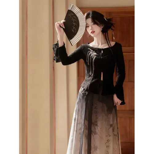2025 Spring-Autumn Black Top & Redesigned Horse-Face Skirt Hanfu Two-Piece Set